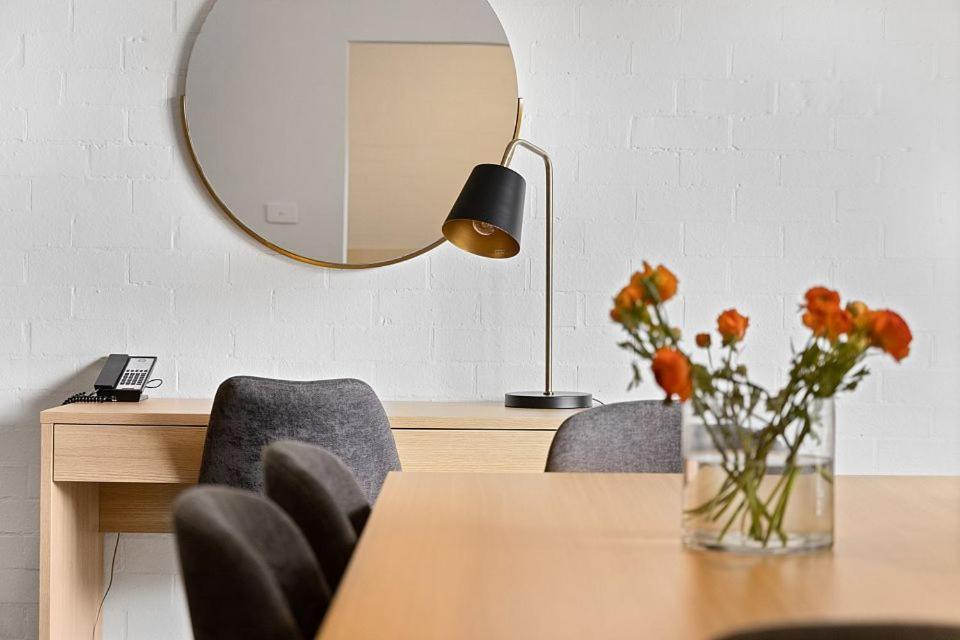 קנברה Oxley Court Serviced Apartments מראה חיצוני תמונה